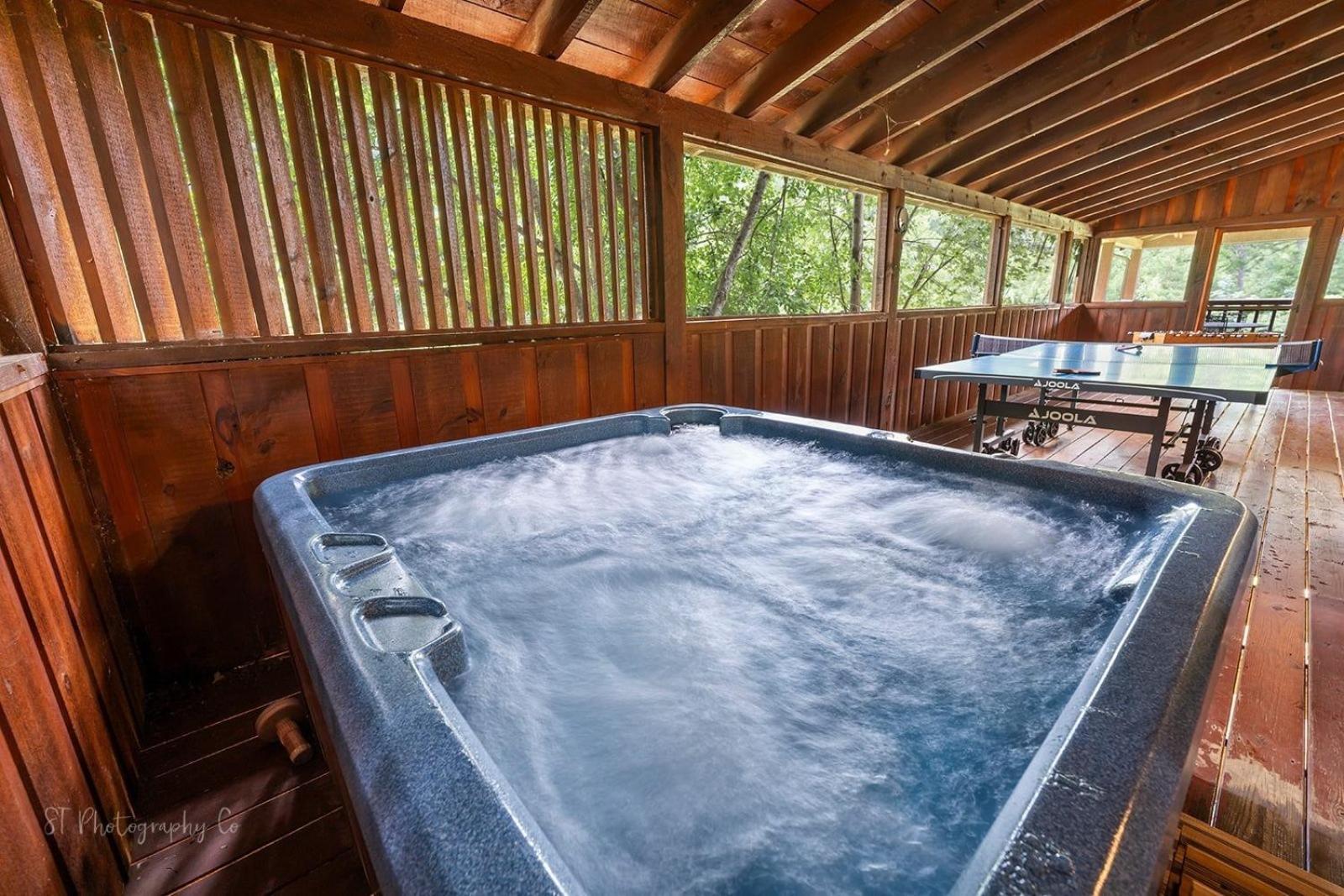 Hibernation Station Cabin Sevierville Exterior photo